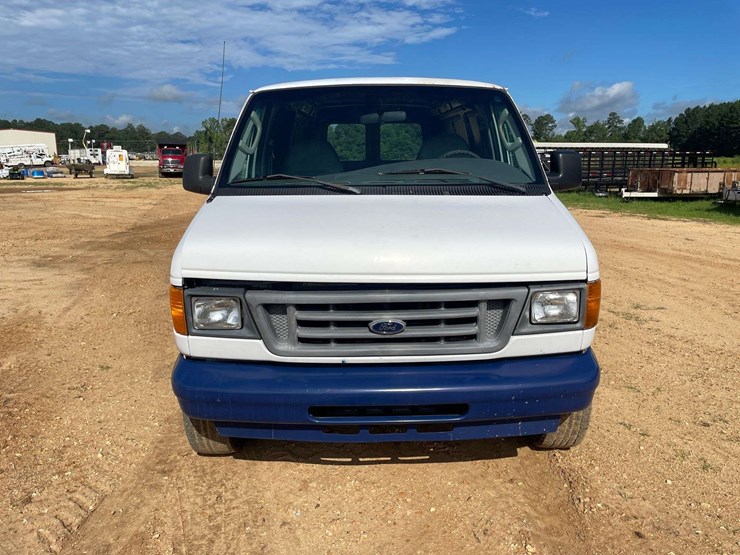 2006-ford-e250-image-5