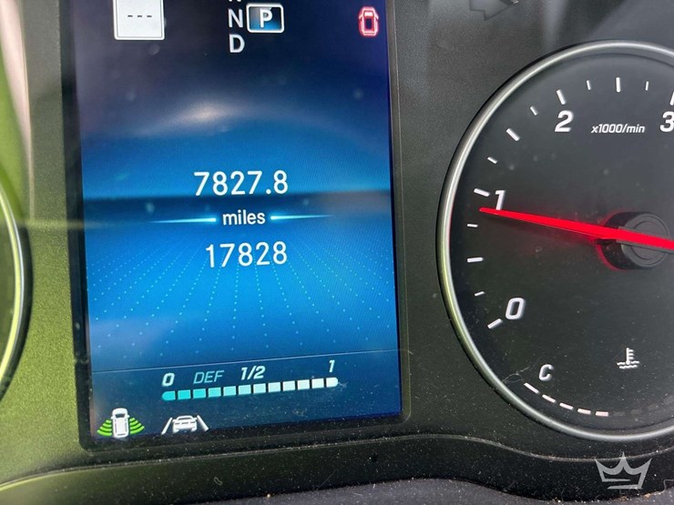 2021-mercedes-benz-sprinter-4500-image-6