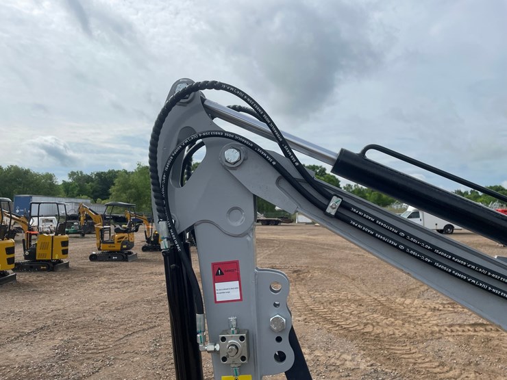 #2034-•-unused-2026-ats-mini-excavator-image-21