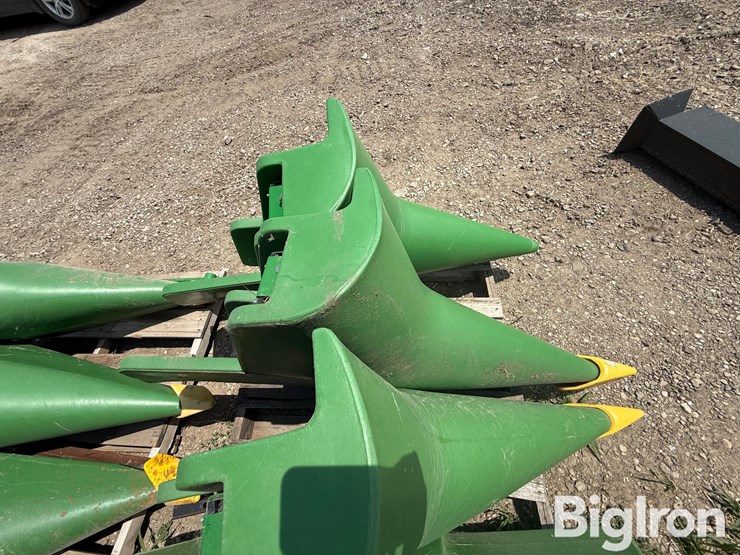 john-deere-platform-head-end-snouts-image-4