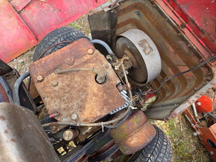 1974-massey-ferguson-12-image-14