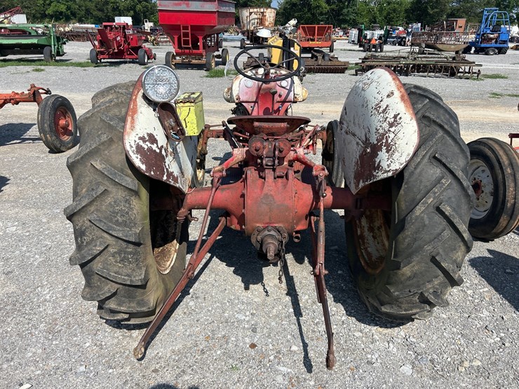 ford-tractor-image-5