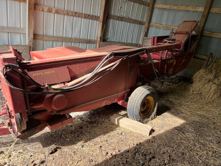 new-holland-310-image-24