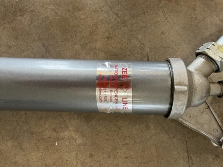 hand-oil-pump-image-2