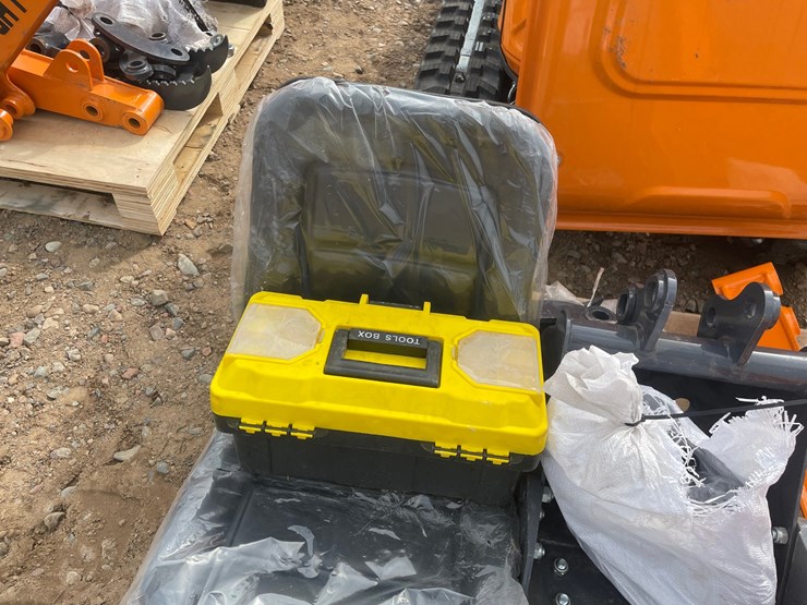 #2016-•-unused-2026-landhonor-mini-excavator-image-19