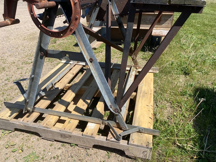 #7064-•-belt-driven-buzz-cut-saw-(deerbrook,-wi)-image-9