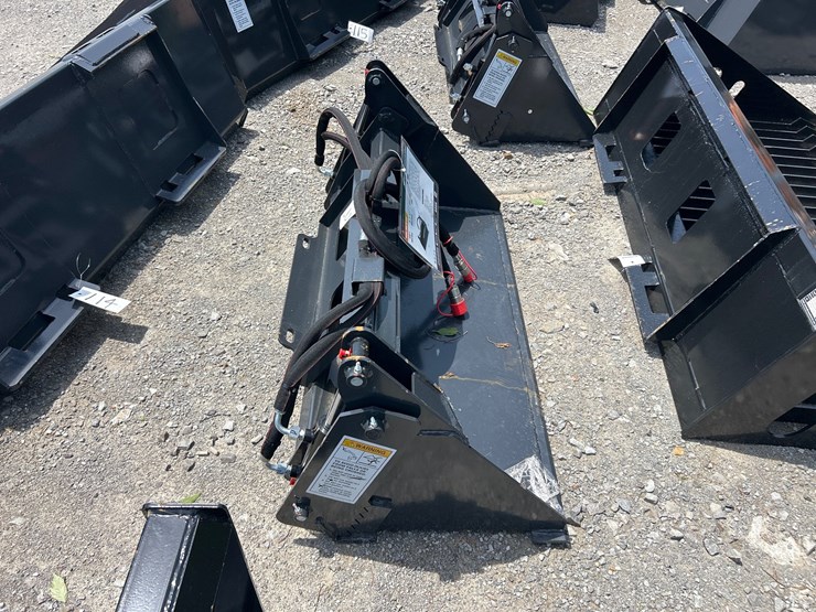 #113-•-mini-skid-steer-4-in-1-bucket-image-2