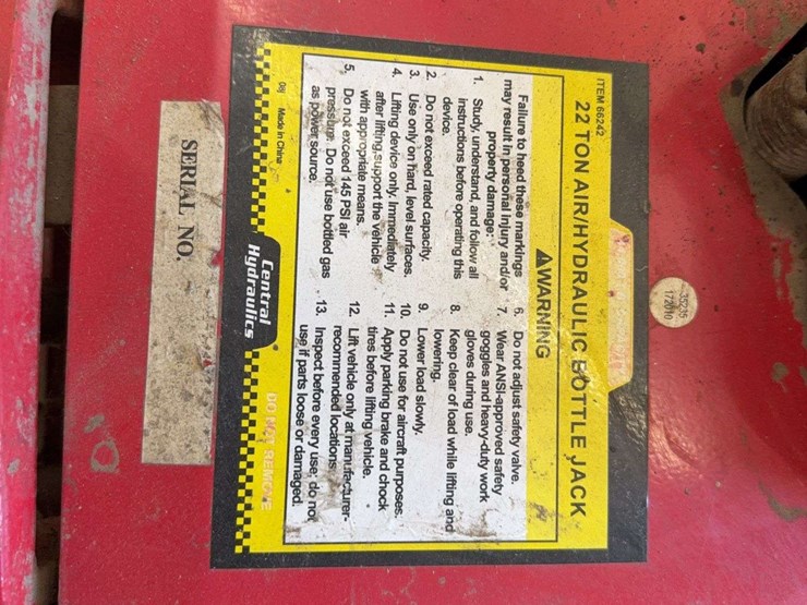 22-ton-floor-jack-purchased-at-harbor-freight-image-4