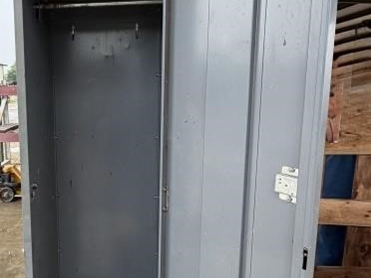 sl--locker-image-2