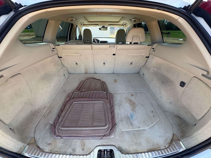 2016-volvo-xc60-image-19