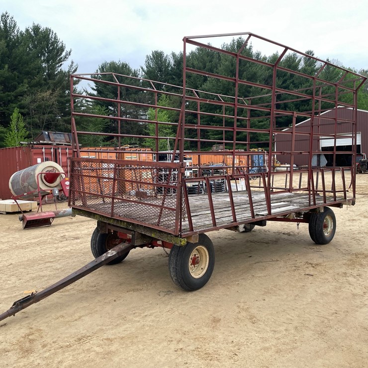 #2005 • 16' Hay Wagon
