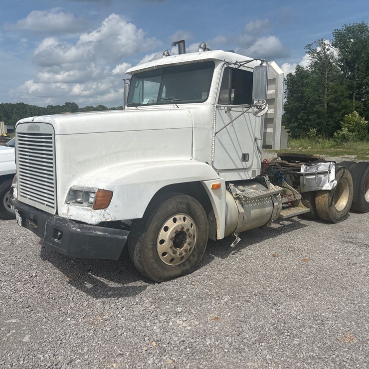 1998 FREIGHTLINER FLD120