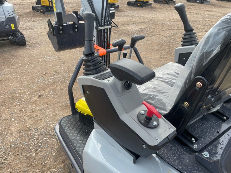 #2034-•-unused-2026-ats-mini-excavator-image-13