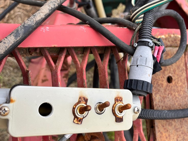 century-pull-type-sprayer-image-17