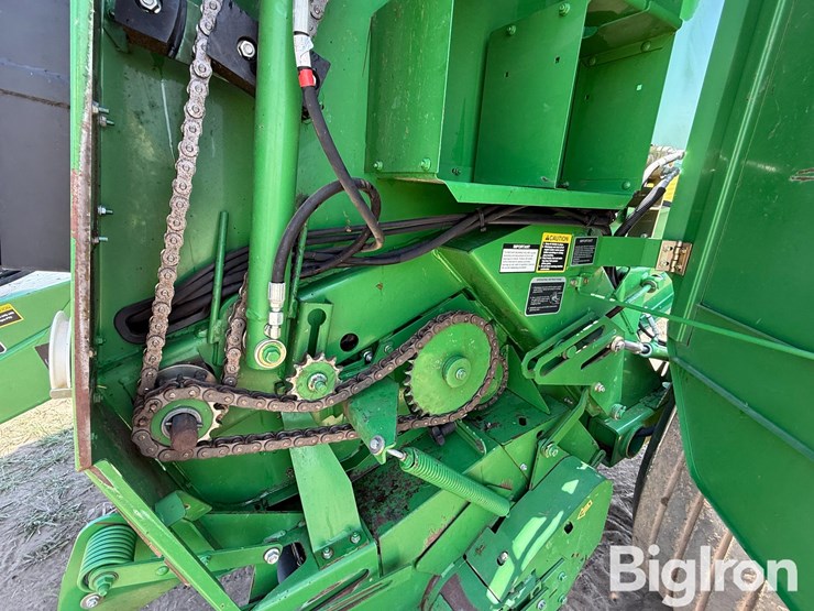 2012-john-deere-568-image-18