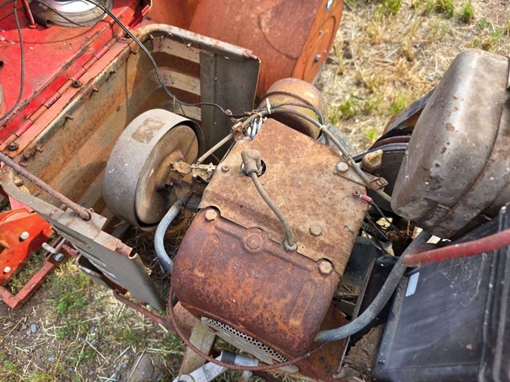 1974-massey-ferguson-12-image-18