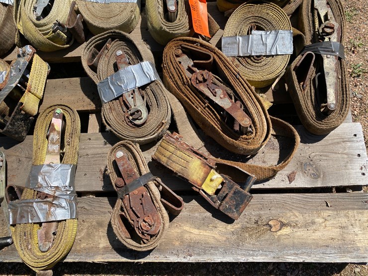 #7430-•-pallet-of-ratchet-straps-(antigo,-wi)-image-9