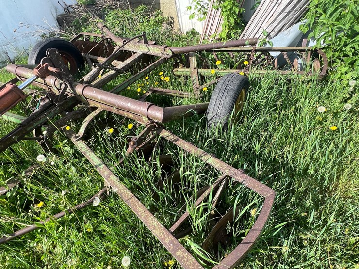 john-deere-10-image-4