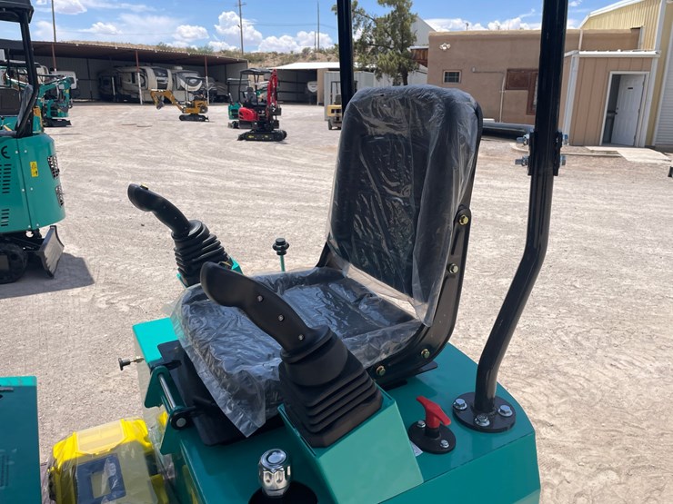 #2654-•-unused-cfg-mini-excavator-image-9