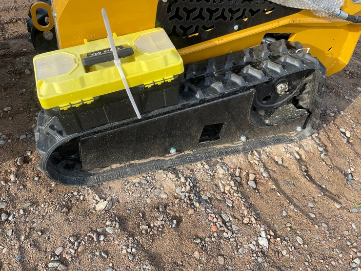#2009-•-2026-agt-mx-crt23-compact-track-loader-image-18