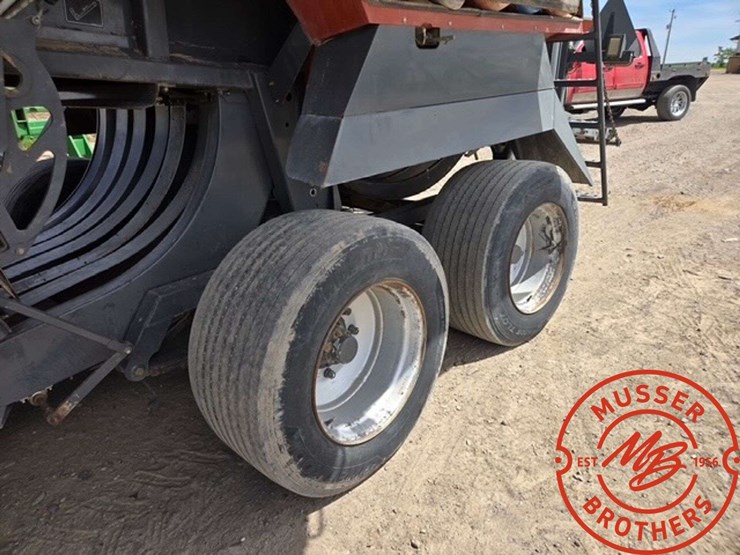 2009-massey-ferguson-2190-image-11
