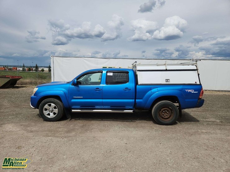 2008-toyota-tacoma-image-2