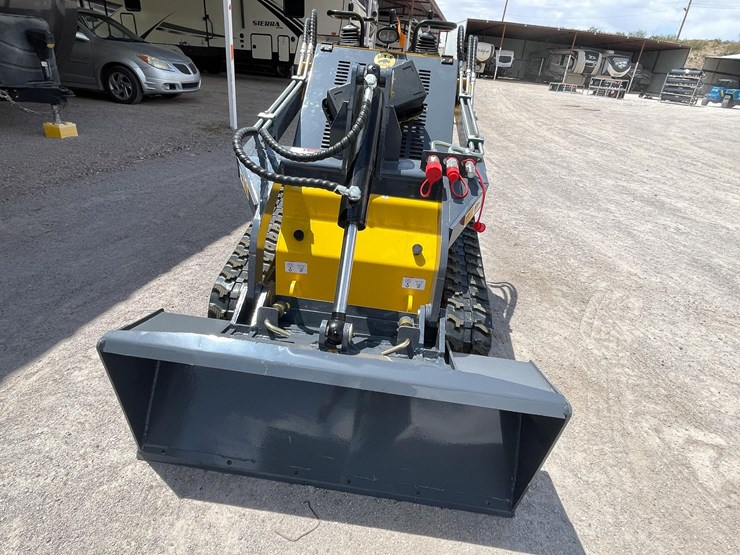 #2701-•-unused-2026-mini-skid-steer-loader-image-22