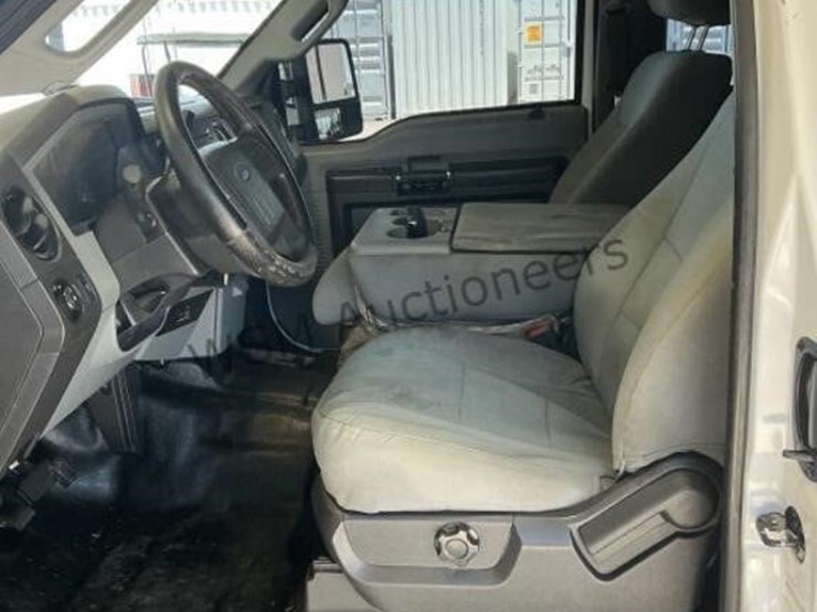 2014-ford-f250-image-24