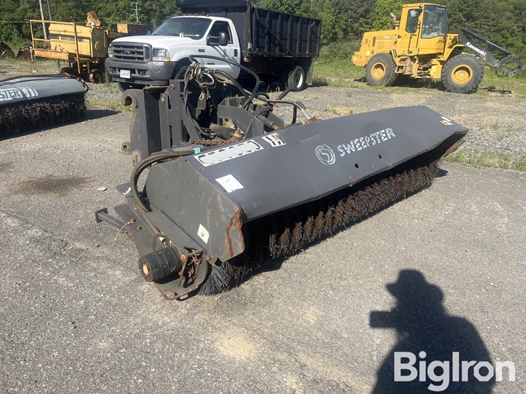 sweepster-22197mh-8’-broom-attachment-image-3