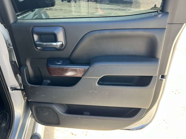 2014-gmc-sierra-1500-sle-image-18