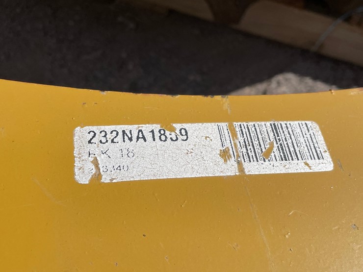 caterpillar-320-image-12