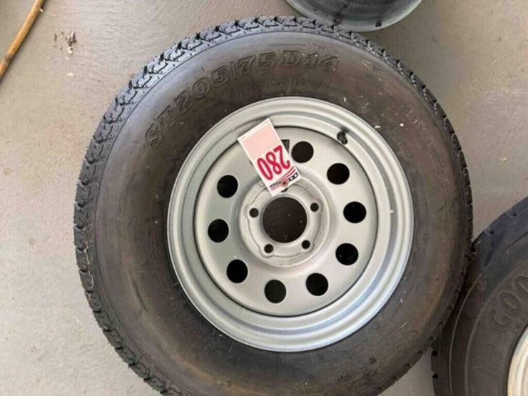 new-5-lug-st-205/75d14-trailer-tire-&-wheel-image-2