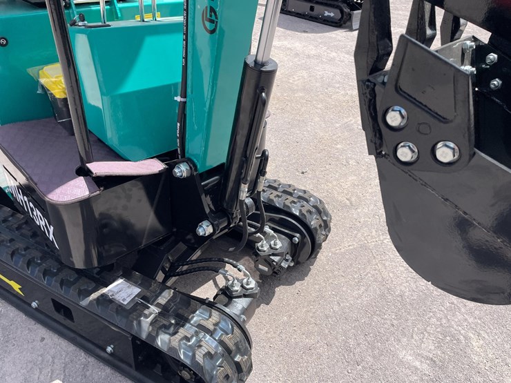 #2652-•-unused-cfg-mini-excavator-image-25