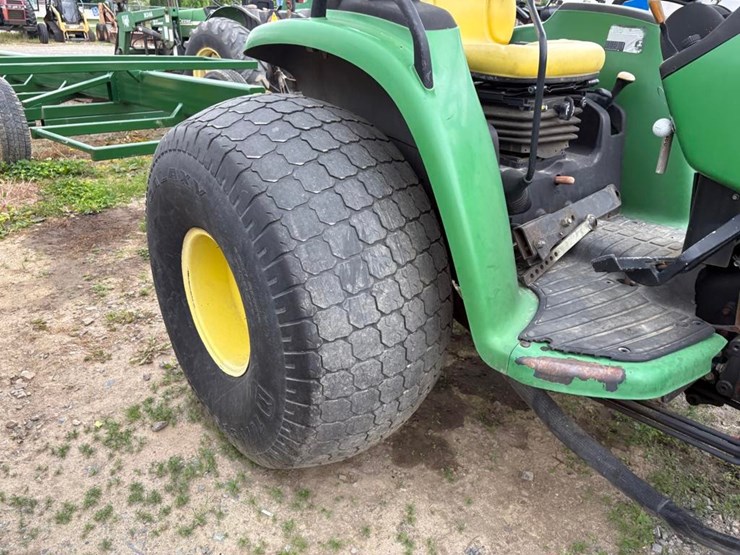 john-deere-4710-image-6