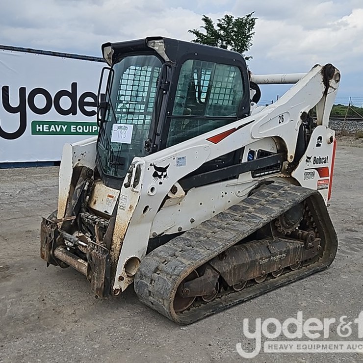 2021 BOBCAT T870