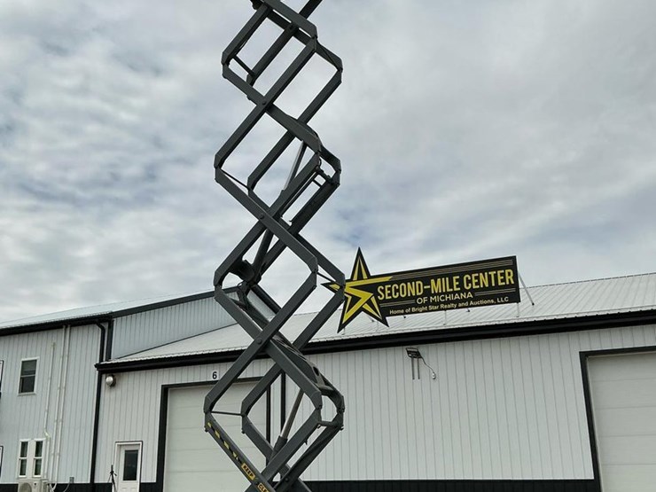 #1302-•-2008-skyjack-sj4632-scissor-lift-image-31