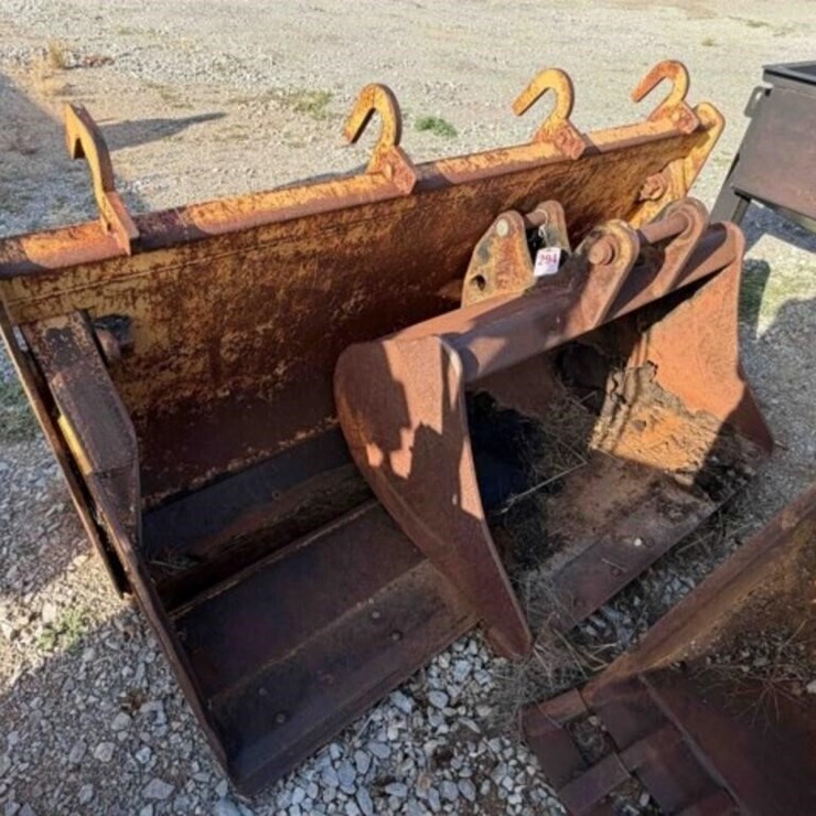Gannon 4 in 1 bucket