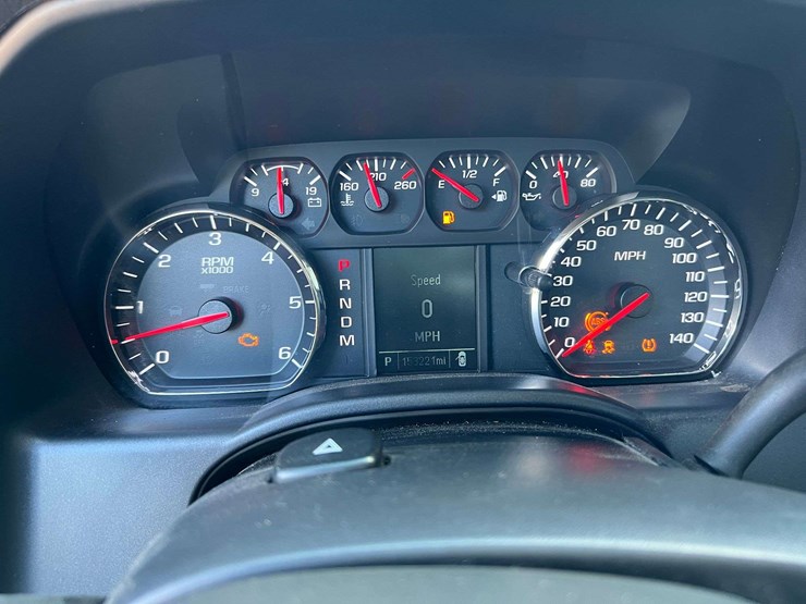 2016-chevrolet-silverado-1500-image-38