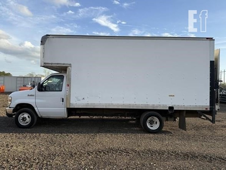 2012-ford-f450-image-4