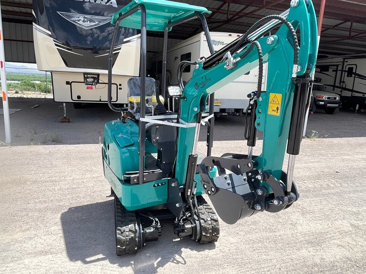 #2659-•-unused-cfg-mini-excavator-image-3