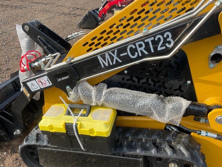 #2010-•-2026-agt-mx-crt23-compact-track-loader-image-13