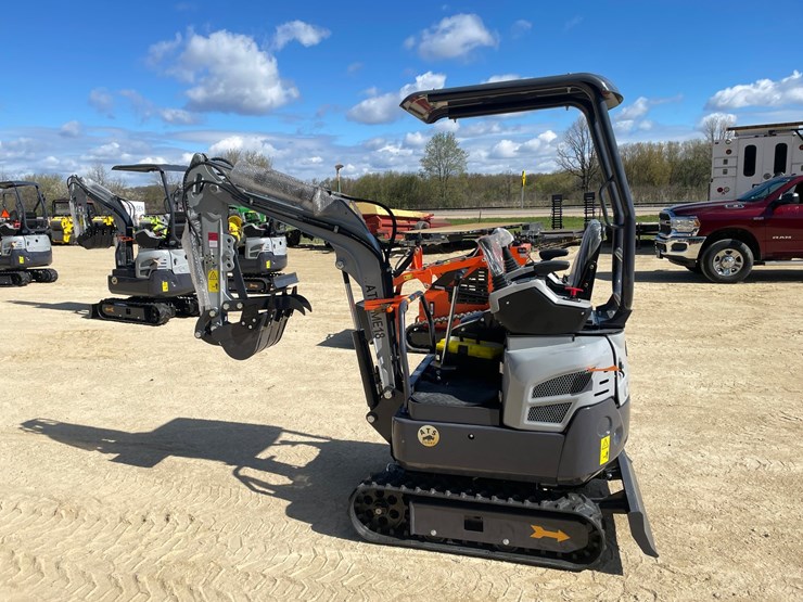 #1112-•-new-ats-me18-mini-excavator-image-6