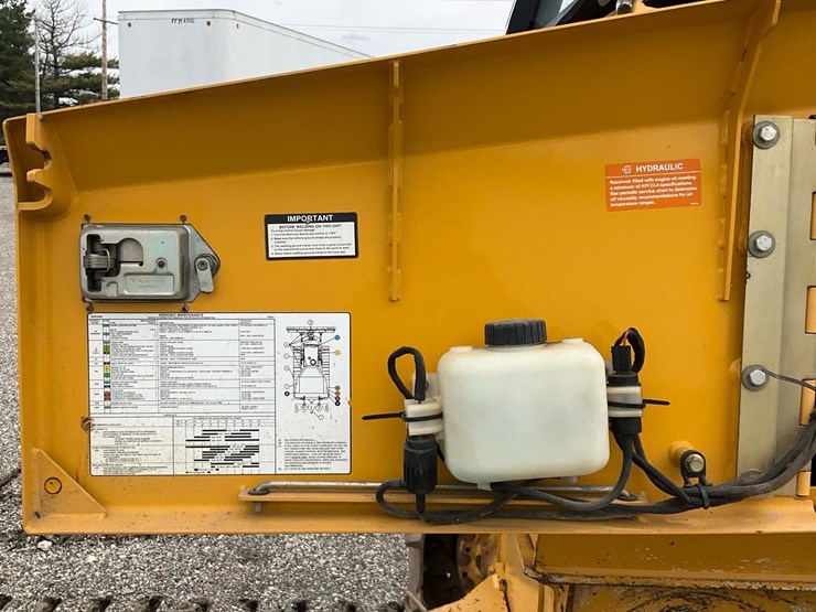 2014-deere-650k-xlt-image-32