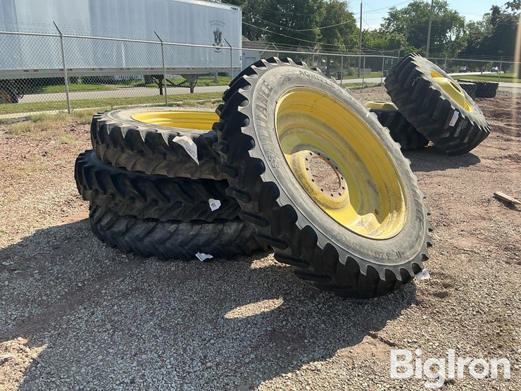 deere-tires-image-3