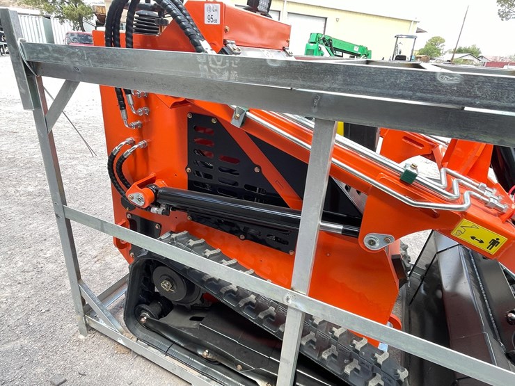 #2700-•-unused-2026-mini-skid-steer-loader-image-7
