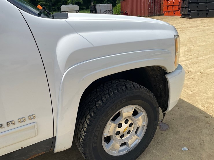 2010-chevrolet-silverado-1500-lt-image-34