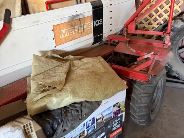 103-melroe-spray-coupe,-engine-runs,-transmission-linkage-issue,-have-booms-image-9