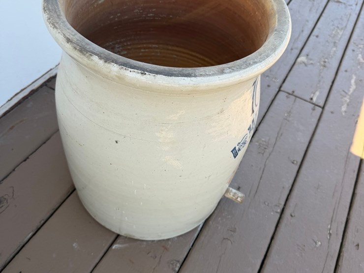10-gallon-ice-water-crock,-red-wing-image-11