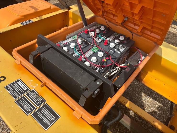 #3509-•-solar-tech-sign-on-trailer,-battery-backup-image-3