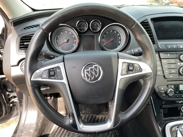 #205-•-2010-buick-regal-cx2-(delay-in-title)-image-58